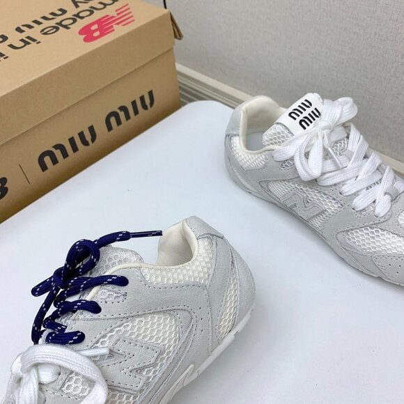 ✅MIU MIU Women's Retro White Casual Shoes - Picture 9 of 9